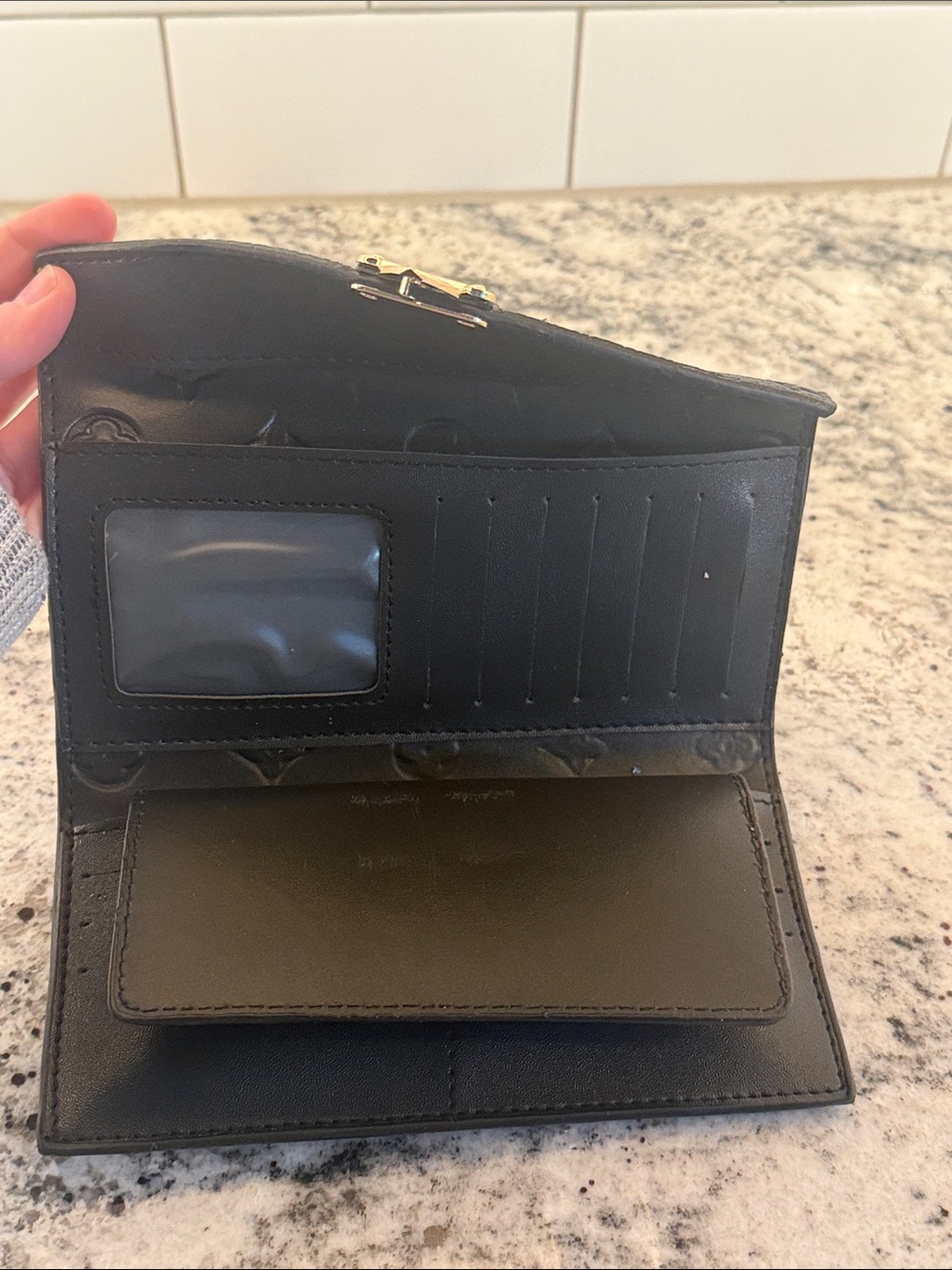 Wallet - Picture 10 of 12